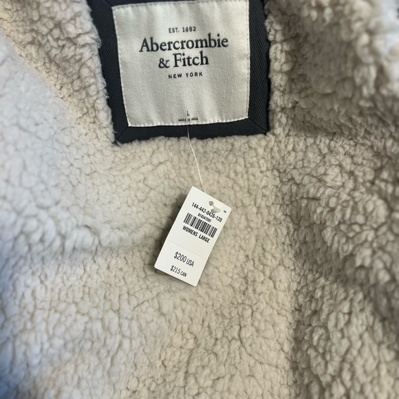 A&F Sherpa Lined Military Parka - Picture 5 of 5